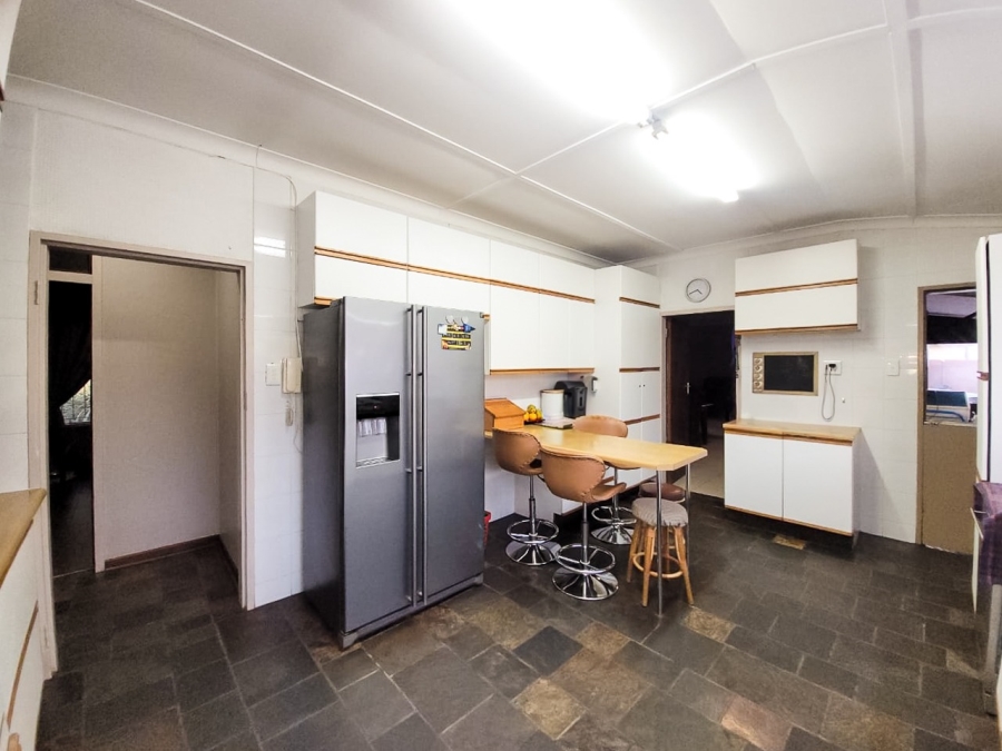 6 Bedroom Property for Sale in Baillie Park North West